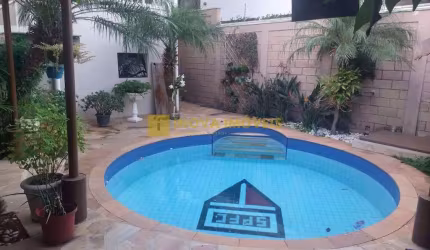 CASA A VENDA EM SOUSAS