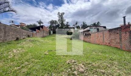 Terreno a venda no condomínio San Conrado em Sousas.