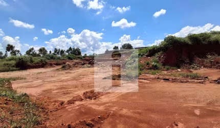 Terreno à venda no bairro Chácaras São Martinho em Campinas