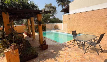 Casa a venda no condomínio San Conrado Sousas