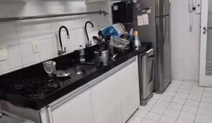 Apartamento para Venda em Fortaleza, Cocó, 4 dormitórios, 3 suítes, 5 banheiros, 2 vagas