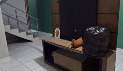 Casa para Venda em Fortaleza, Jóquei Clube, 3 dormitórios, 2 suítes, 3 banheiros, 2 vagas