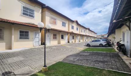 Casa Duplex com 2 Quartos ao lado da Osório