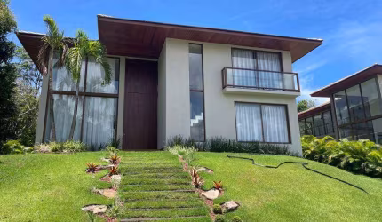 Casa 5/4 sendo cinco suítes (Porteira Fechada) à venda - Praia do Forte