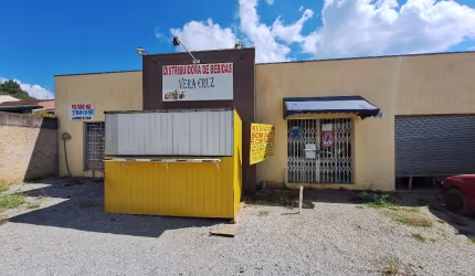 Vendo ou troco imóvel comercial e residencial