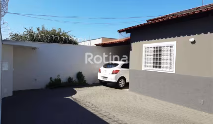 Casa à venda, 4 quartos, Vigilato Pereira - Uberlândia/MG - Rotina Imobiliária