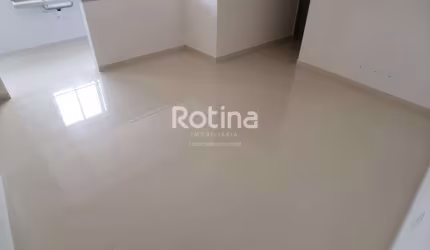 Ótimo apto, com localização privilegiada no bairro Pampulha, com elevador. 2quartos, 1suíte.