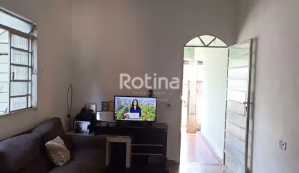 Casa à venda, 2 quartos, Tibery - Uberlândia/MG - Rotina Imobiliária