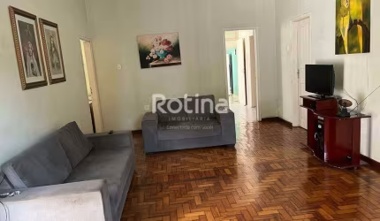 Casa à venda, 3 quartos, Centro - Uberlândia/MG - Rotina Imobiliária