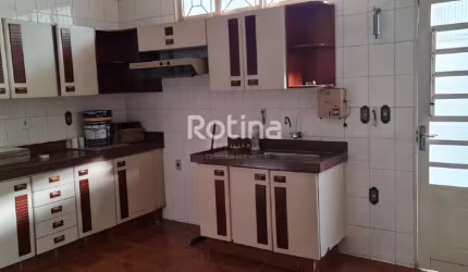 Casa à venda, 3 quartos, Osvaldo Rezende - Uberlândia/MG - Rotina Imobiliária