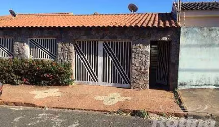 Casa à venda, 3 quartos, Nossa Senhora das Graças - Uberlândia/MG - Rotina Imobiliária