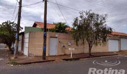 Casa à venda, 2 quartos, Jardim Ipanema - Uberlândia/MG - Rotina Imobiliária