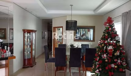 Casa à venda, 3 quartos, Presidente Roosevelt - Uberlândia/MG - Rotina Imobiliária