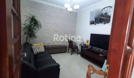 Casa à venda, 3 quartos, Jardim Patrícia - Uberlândia/MG - Rotina Imobiliária
