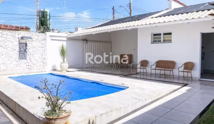Casa à venda, 4 quartos, Tibery - Uberlândia/MG - Rotina Imobiliária
