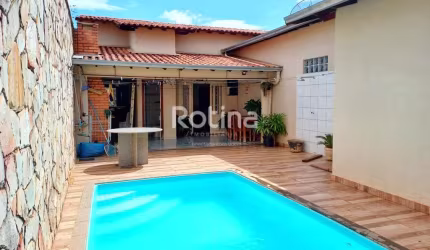 Casa à venda, 5 quartos, Segismundo Pereira - Uberlândia/MG - Rotina Imobiliária