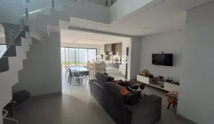 Casa Condomínio Fechado / Grand Ville