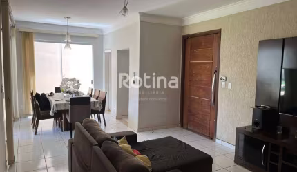 Casa à venda, 3 quartos, Chacaras Tubalina e Quartel - Uberlândia/MG - Rotina Imobiliária