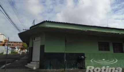 Casa Comercial à venda, 6 quartos, Cazeca - Uberlândia/MG - Rotina Imobiliária