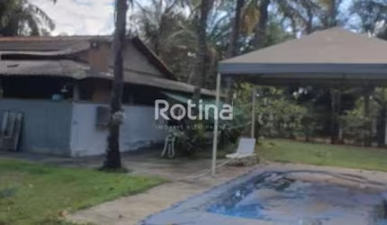 Chacara à venda, 2 quartos, Parque das Américas - Uberlândia/MG - Rotina Imobiliária