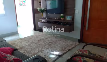 Casa à venda, 3 quartos, Alto Umuarama - Uberlândia/MG - Rotina Imobiliária