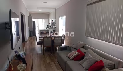 Casa à venda, 3 quartos, Pampulha - Uberlândia/MG - Rotina Imobiliária