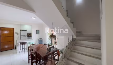 Apartamento à venda, 3 quartos, Presidente Roosevelt - Uberlândia/MG - Rotina Imobiliária