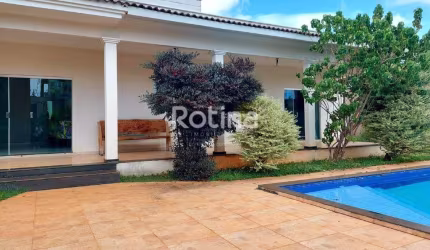 Casa à venda, 3 quartos, Santa Mônica - Uberlândia/MG - Rotina Imobiliária