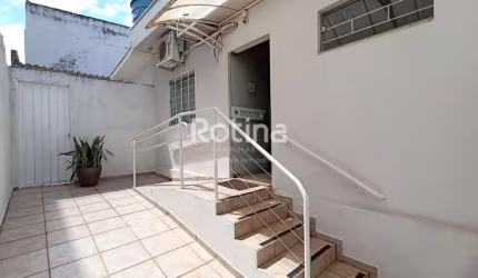 Casa Comercial à venda, 3 quartos, Lídice - Uberlândia/MG - Rotina Imobiliária