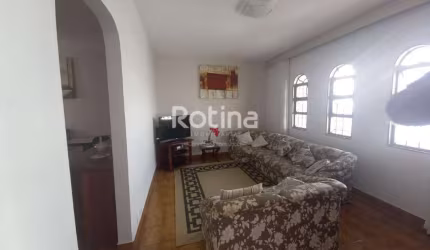 Casa à venda, 3 quartos, Brasil - Uberlândia/MG - Rotina Imobiliária
