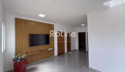 Casa Comercial à venda, 3 quartos, Jardim Brasília - Uberlândia/MG - Rotina Imobiliária