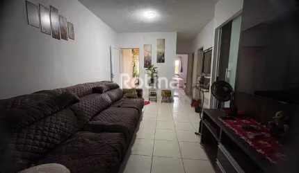 Casa Condomínio Fechado à venda, 3 quartos, Cond. Terra Nova I - Uberlândia/MG - Rotina Imobiliária