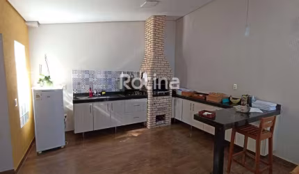 Casa à venda, 3 quartos, Santa Luzia - Uberlândia/MG - Rotina Imobiliária