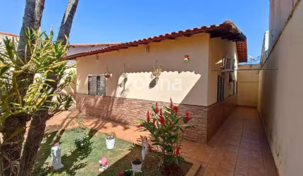 Casa à venda, 3 quartos, Granada - Uberlândia/MG - Rotina Imobiliária