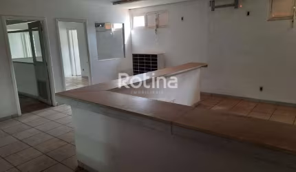 Casa Comercial à venda, Centro - Uberlândia/MG - Rotina Imobiliária