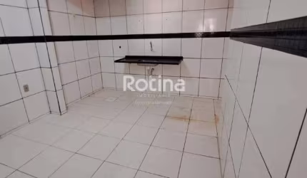 Casa à venda, 2 quartos, Santa Rosa - Uberlândia/MG - Rotina Imobiliária
