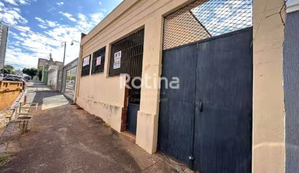 Casa à venda, 3 quartos, Osvaldo Rezende - Uberlândia/MG - Rotina Imobiliária