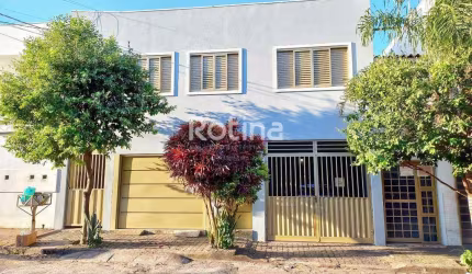 Casa à venda, 4 quartos, Custódio Pereira - Uberlândia/MG - Rotina Imobiliária