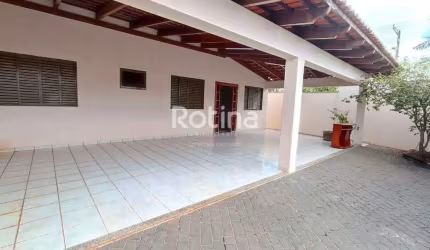 Casa à venda, 3 quartos, Santa Rosa - Uberlândia/MG - Rotina Imobiliária