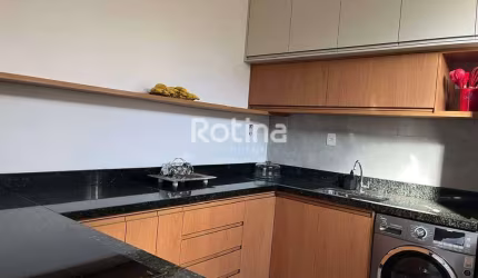 Casa à venda, 3 quartos, Jaraguá - Uberlândia/MG - Rotina Imobiliária