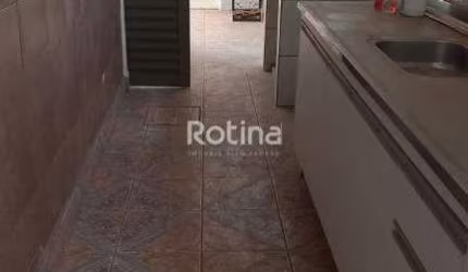 Casa à venda, 4 quartos, Bom Jesus - Uberlândia/MG - Rotina Imobiliária