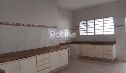 Casa à venda, 5 quartos, Fundinho - Uberlândia/MG - Rotina Imobiliária