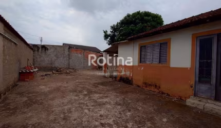 Casa à venda, Luizote de Freitas - Uberlândia/MG - Rotina Imobiliária