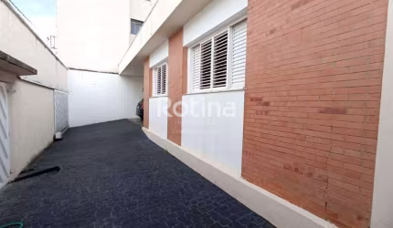 Casa à venda, 3 quartos, Centro - Uberlândia/MG - Rotina Imobiliária