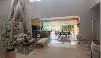 Casa Condomínio Fechado à venda, 3 quartos, Cond. Jardins Genova - Uberlândia/MG - Rotina Imobiliária