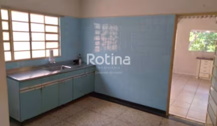 Casa à venda, 4 quartos, Nossa Senhora Aparecida - Uberlândia/MG - Rotina Imobiliária