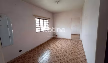 Casa à venda, 3 quartos, Fundinho - Uberlândia/MG - Rotina Imobiliária