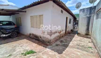 Casa à venda, 3 quartos, Osvaldo Rezende - Uberlândia/MG - Rotina Imobiliária