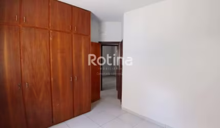 Casa à venda, 3 quartos, 1 suíte, 2 vagas, Presidente Roosevelt - Uberlândia/MG