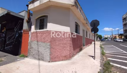Casa à venda, 2 quartos, Nossa Senhora Aparecida - Uberlândia/MG - Rotina Imobiliária